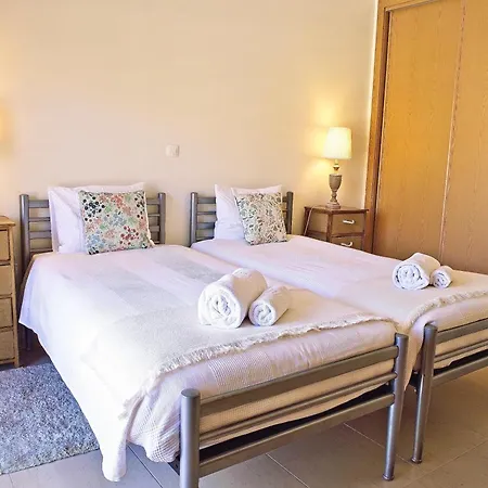 Moderno Perto Da Marina E Da