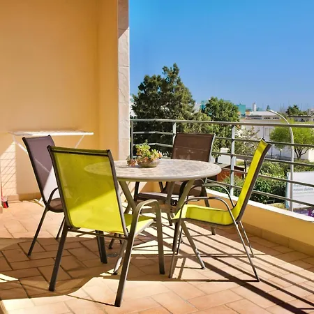 Moderno Perto Da Marina E Da *