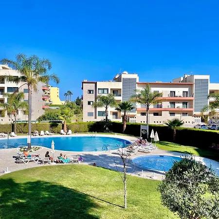 Moderno Perto Da Marina E Da