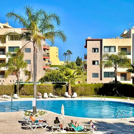Moderno Perto Da Marina E Da Apartment